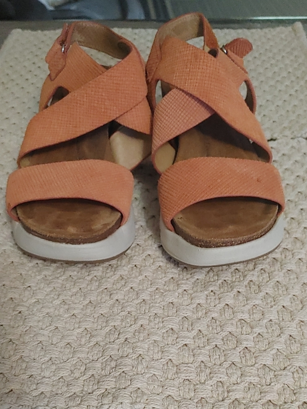 Sofft Women's Orange Crisscross Wedge Sandals